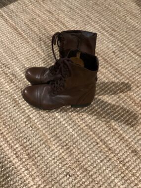 Steve Madden Brown Lace-Up Ankle Boots